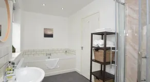 Maen Llwyd - Image 3