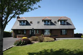 Fairways Lodge - Image 2