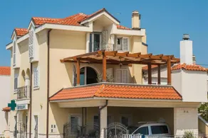 Villa Manda with sea view 2 terraces & parking - Image 2