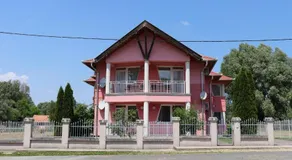 Liget Apartmanház - Image 5
