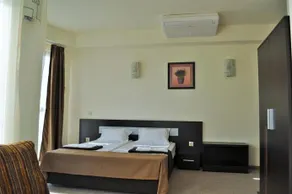 Vikeya Guest House - Image 3
