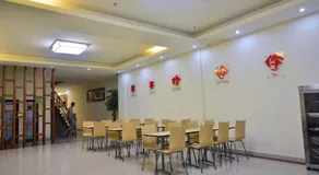 Sanya Tiantian Fast Hotel - Image 4