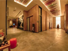 Ningbo New Eastern Zone Convention and Exhibition Center Maison New Century Hotel - Image 3