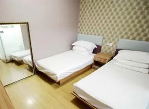 Little Free Time Internationa Hostel Qingdao - Image 4