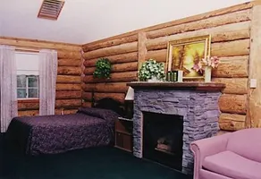 Bear Creek Cabins - Image 3