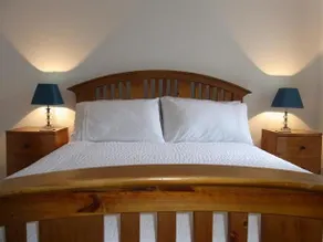 Goldberry Cottage Bed & Breakfast - Image 3