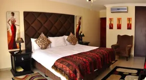 Zanami Lodge - Image 5
