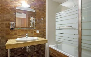 Hotel Anna - Image 5