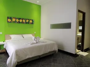 Grass Bed and Breakfast - Image 4