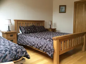 Hilltop Lodge - Image 2