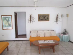 Baie St. Anne Guest House - Image 2