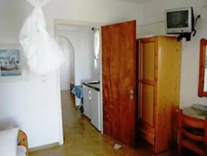 Evangelia Apartments - Image 2