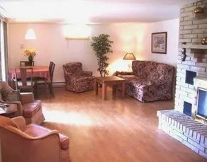 Sunnybrook Farm Garden-Level Guest Suite - Image 5
