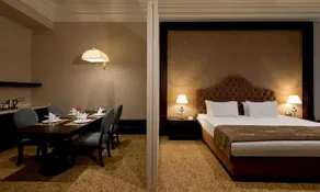 ISFANBUL HOLIDAY HOME AND SUITES - Image 3
