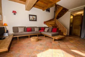 Chalet Panorama - Image 3