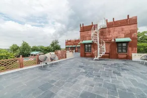 Oasis a Boutique Hotel - Image 2