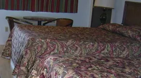 Interstate Inn - Image 5