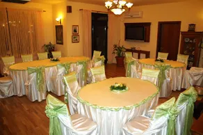 Pensiune Restaurant Pipera - Image 2