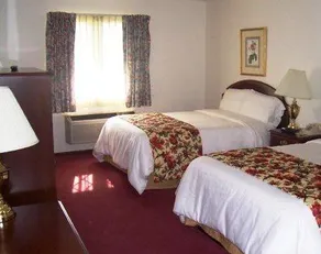 Webbs Year Round Resort - Image 3