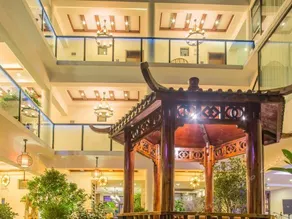 Nayinian Hotel - Image 2