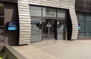 Travelodge Hull Central - Image 2