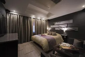 Hotel In The Moon - Image 3
