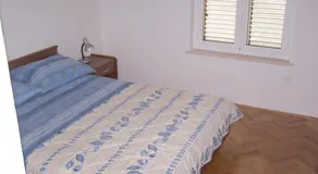 Seven Seas Apartments - Image 4