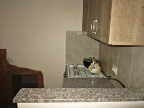 Zura's Guest House - Image 4