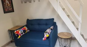Studio Champagne - Image 2