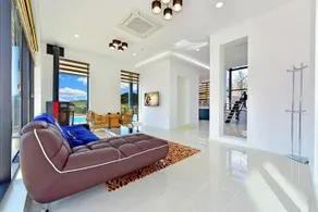 Blue L Unshared House Poolvilla in Gapyeong - Image 3
