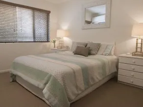 Windmill 3 - Three Bedroom Beachside Apartment on Parkyn Parade! - Image 3
