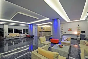Blue Palace Hotel & Apart - Image 2