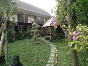 D'Green Resort Solo - Image 4