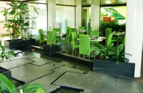 Hotel Mint Montvert Baner - Image 5