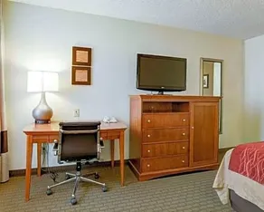 Comfort Inn Muskogee - Image 3
