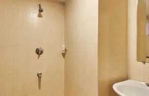 Hotel Vasanth Mahal - Image 3