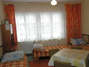Szkolne Schronisko Mlodziezowe Zloty Widok - Image 4