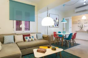 Mint Urban Suites Contemporary Home - Image 2