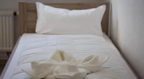 Hammerhotel - Image 5