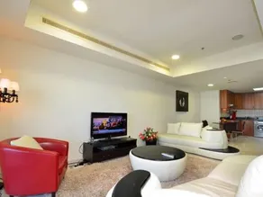 Luxurious 4-Bedroom 82nd High Floor Apartment with Full Sea & Skyline View - Image 5