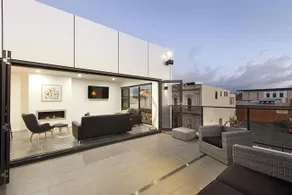 Luxury on Lewis - Image 4