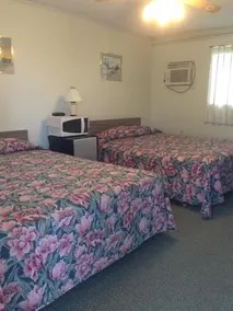 Fosterdale Motor Lodge - Image 5