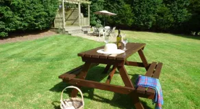 Woodhill - Image 4