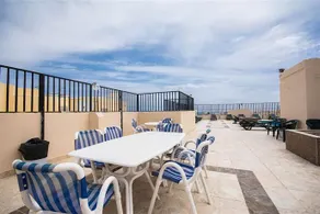 Damiani Apartments - Image 4
