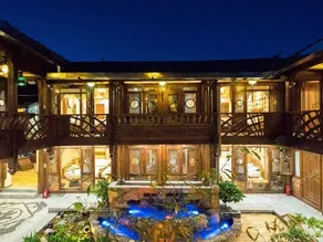 Small Peak Palace Inn - Image 2