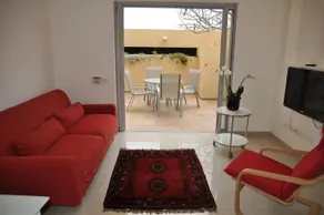 Surf House - Image 5