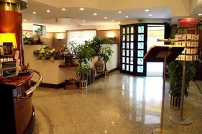 Hotel Crystal - Image 3