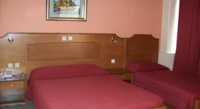 Thomas Bay Hotel - Image 3