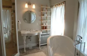 Black Walnut Manor - Image 3
