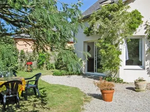 Maison avec barbecue, terrasse et jardin | Vue jardin - Image 5
